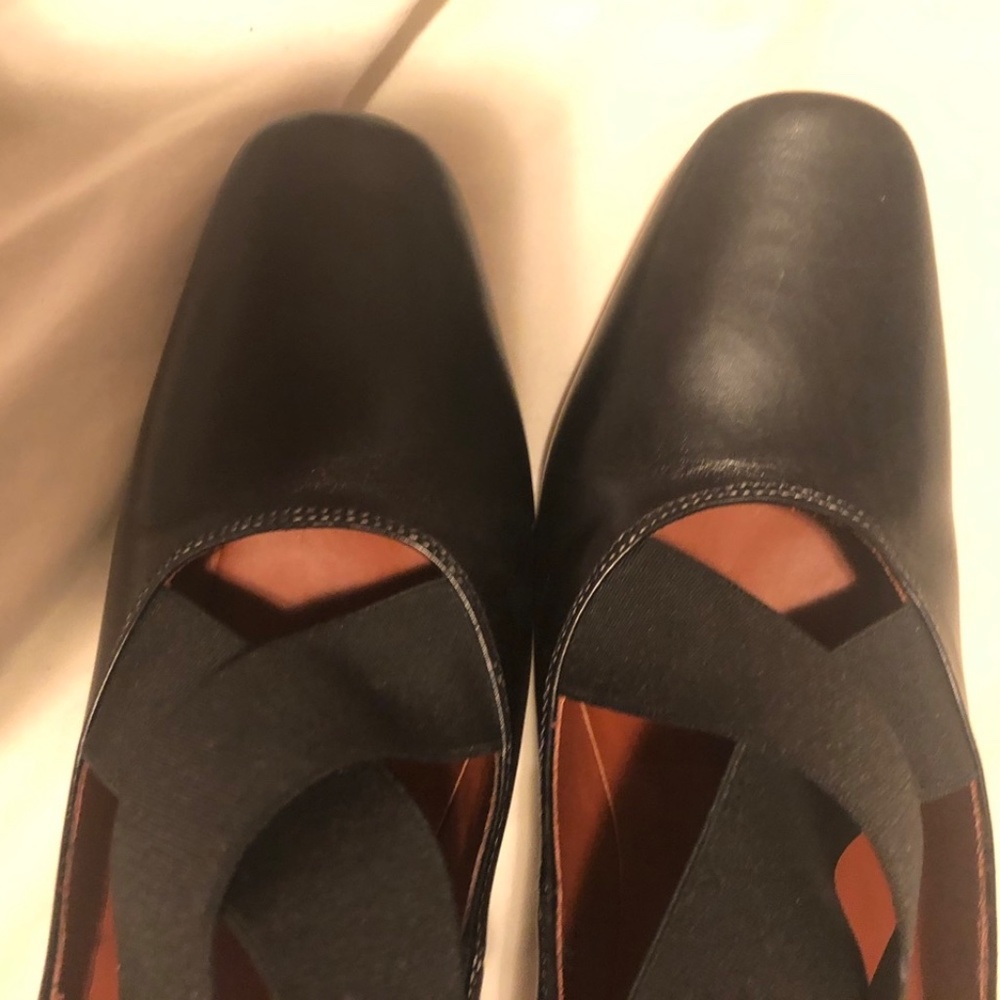 Donald J. Pliner heels